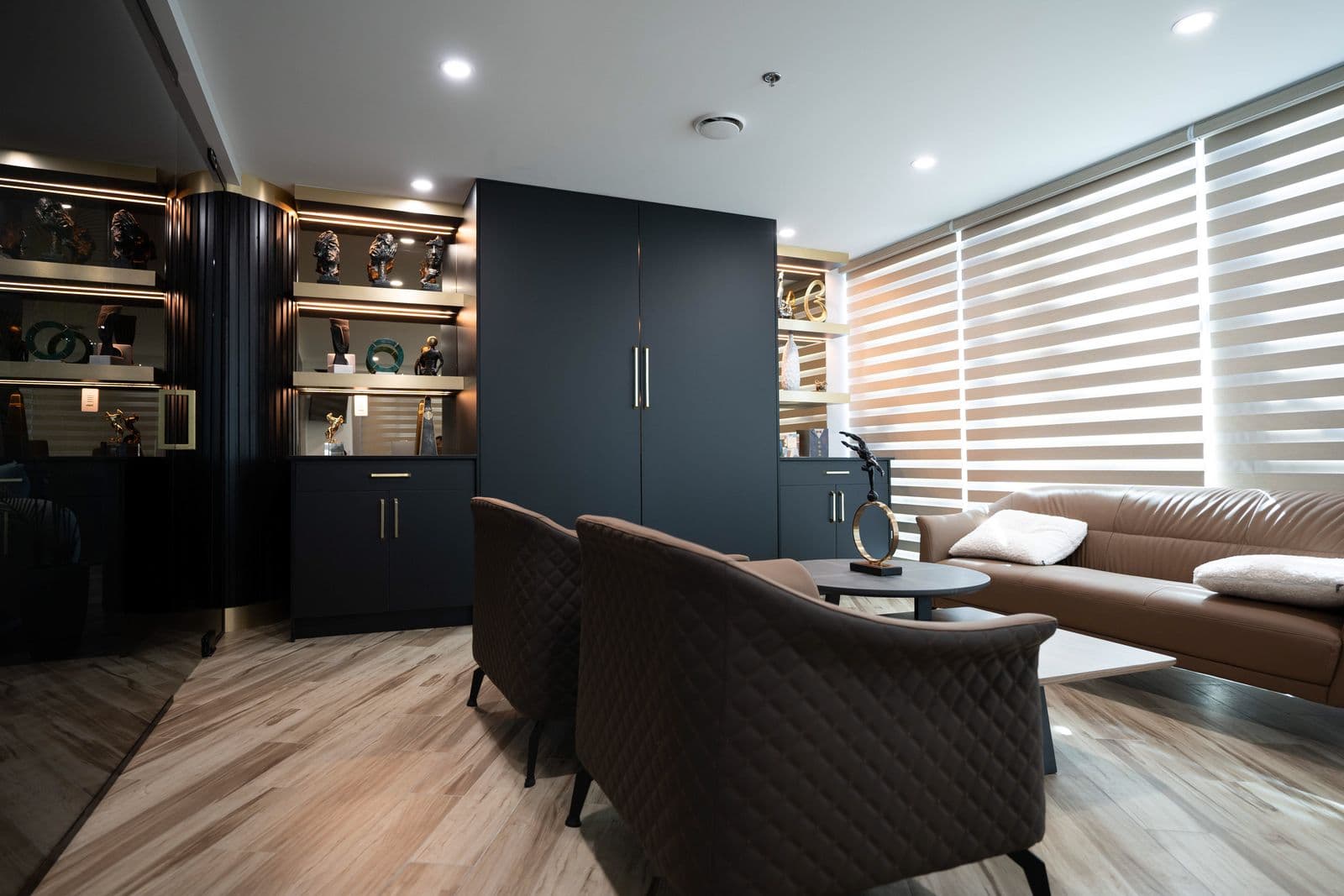 Executive Office - White Rock